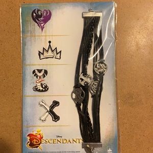 Descendants bracelet